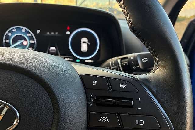 Hyundai BAYON 1.0 T Gdi Mhev Premium Suv 5dr Petrol Hybrid Dct Euro 6 (s/s) (100 Ps) Blue