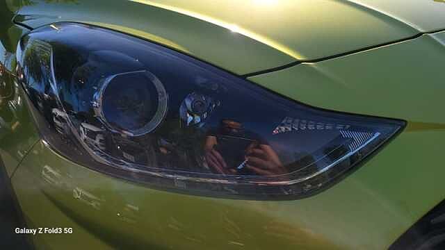 Hyundai I10 1.0 Premium Hatchback 5dr Petrol Auto Euro 6 (s/s) (63 ps) Green