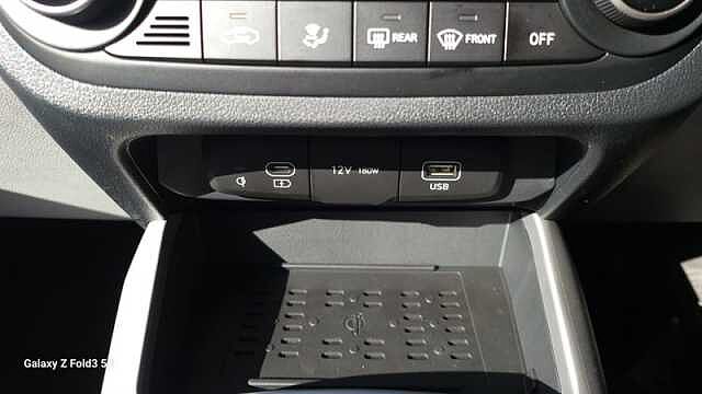 Hyundai I10 1.0 Premium Hatchback 5dr Petrol Auto Euro 6 (s/s) (63 ps) Green