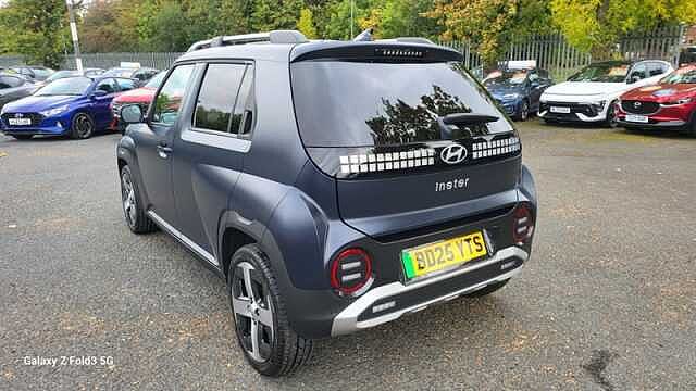 Hyundai INSTER Long Range 49kWh 02 SUV 5dr Electric Auto (115 ps) Blue
