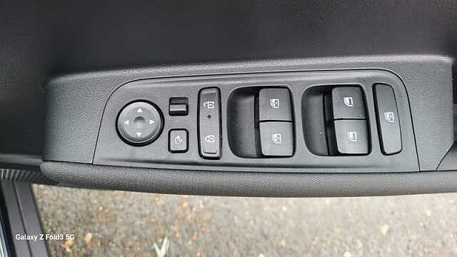 Hyundai INSTER Long Range 49kWh 02 SUV 5dr Electric Auto (115 ps) Blue