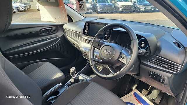 Hyundai I20 1.0 T-GDi MHEV SE Connect Hatchback 5dr Petrol Hybrid Manual Euro 6 (s/s) (100 p Blue