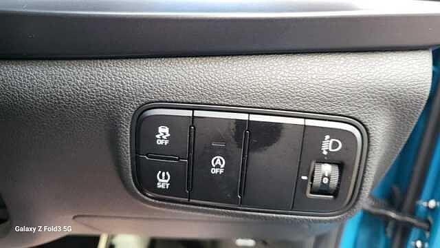Hyundai I20 1.0 T-GDi MHEV SE Connect Hatchback 5dr Petrol Hybrid Manual Euro 6 (s/s) (100 p Blue