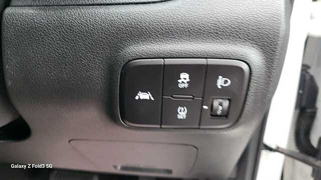 Hyundai I10 1.0 SE Connect Hatchback 5dr Petrol Auto Euro 6 (s/s) (67 ps) White