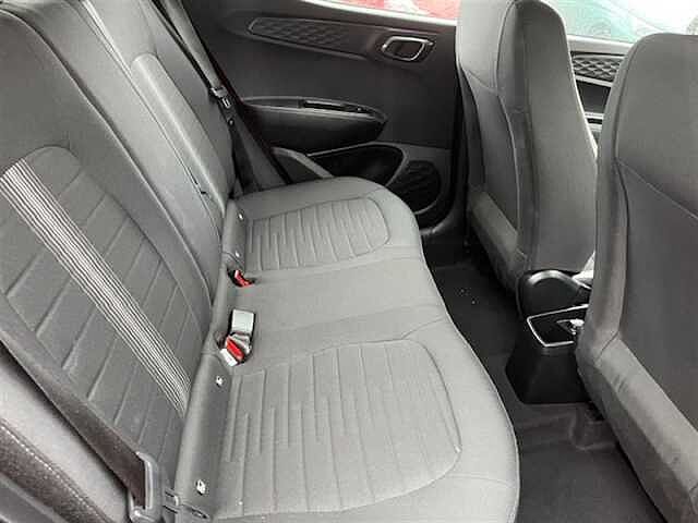 Hyundai I10 1.0 Advance Hatchback 5dr Petrol Manual Euro 6 (s/s) (67 ps) Red