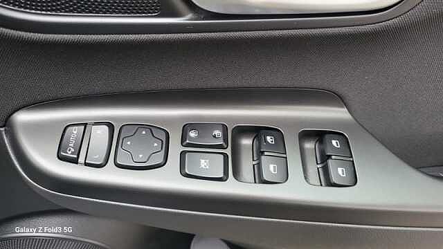 Hyundai KONA 1.0 T-GDi MHEV Premium SUV 5dr Petrol Hybrid Manual Euro 6 (s/s) (120 ps) Grey