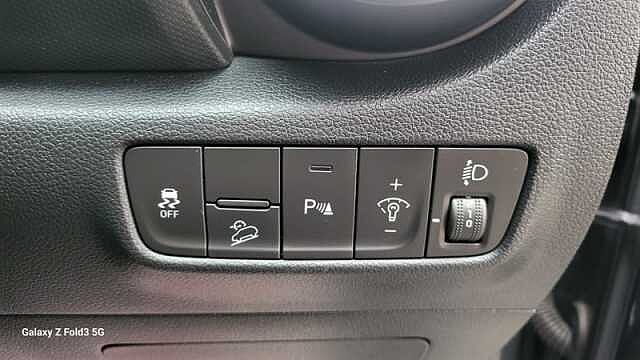 Hyundai KONA 1.0 T-GDi MHEV Premium SUV 5dr Petrol Hybrid Manual Euro 6 (s/s) (120 ps) Grey