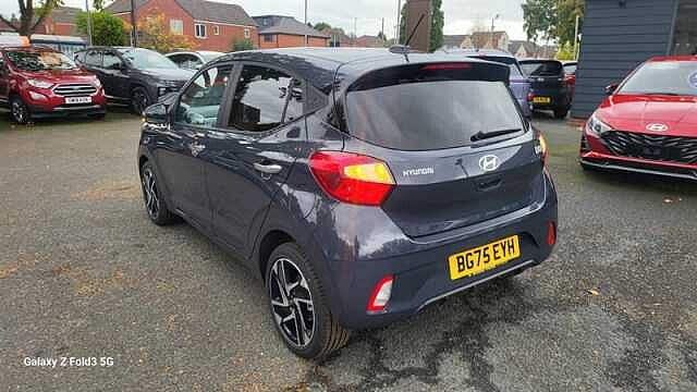 Hyundai I10 1.2 Premium Hatchback 5dr Petrol Manual Euro 6 (s/s) (79 ps) Grey