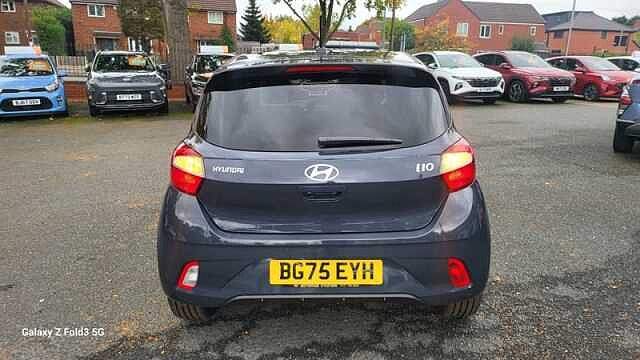 Hyundai I10 1.2 Premium Hatchback 5dr Petrol Manual Euro 6 (s/s) (79 ps) Grey