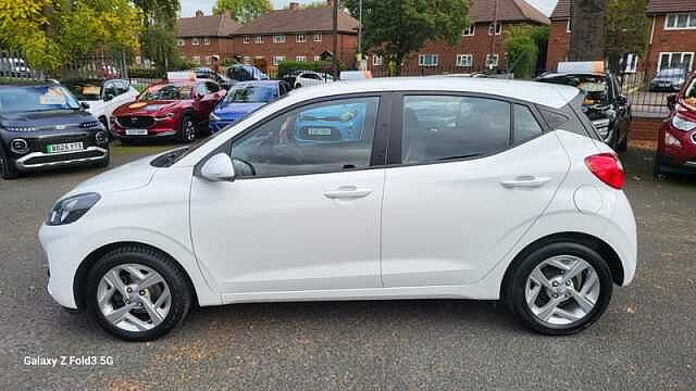 Hyundai I10 1.0 SE Connect Hatchback 5dr Petrol Manual Euro 6 (s/s) (67 ps) White