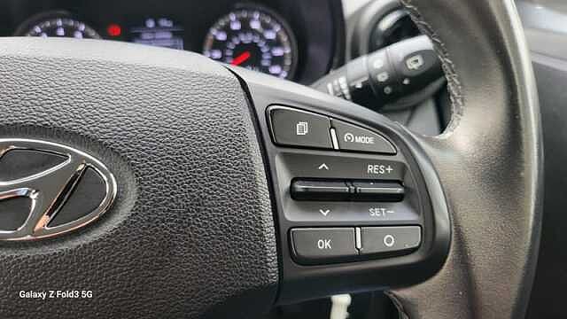 Hyundai I10 1.0 SE Connect Hatchback 5dr Petrol Manual Euro 6 (s/s) (67 ps) White