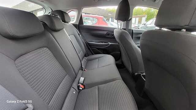 Hyundai I20 1.0 T-GDi MHEV SE Connect Hatchback 5dr Petrol Hybrid DCT Euro 6 (s/s) (100 ps) White