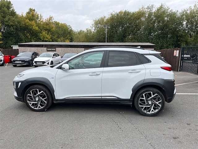 Hyundai KONA 1.6 h-GDi Premium SE SUV 5dr Petrol Hybrid DCT Euro 6 (s/s) (141 ps) White
