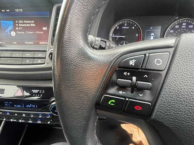 Hyundai TUCSON 1.7 CRDi Blue Drive SE Nav SUV 5dr Diesel Manual Euro 6 (s/s) (116 ps)