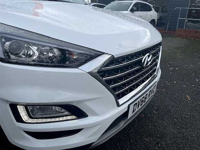 Hyundai TUCSON 1.6 CRDi SE Nav SUV 5dr Diesel Manual Euro 6 (s/s) (115 ps)