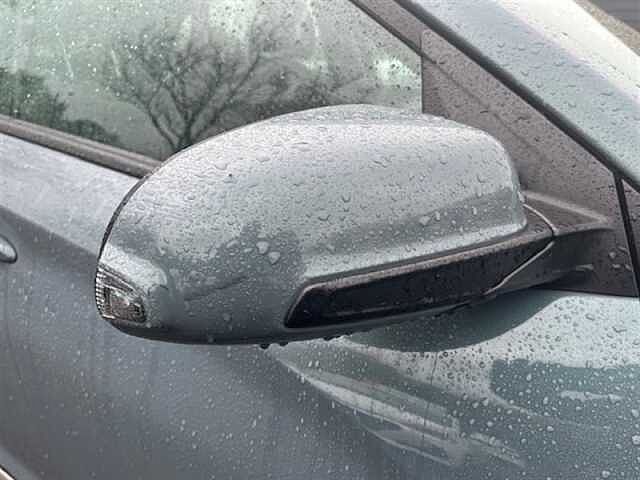 Hyundai KONA 1.0 T-GDi MHEV Premium SUV 5dr Petrol Hybrid Manual Euro 6 (s/s) (120 ps) Green