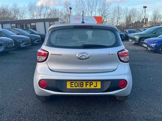 Hyundai i10 1.0 SE Hatchback 5dr Petrol Manual Euro 6 (66 ps)