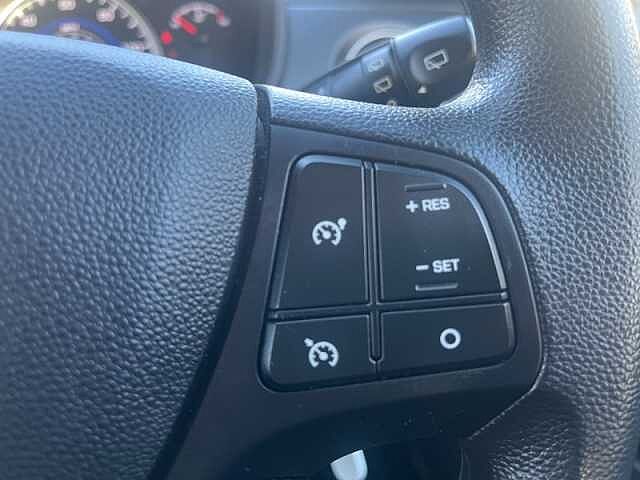 Hyundai i10 1.0 SE Hatchback 5dr Petrol Manual Euro 6 (66 ps)