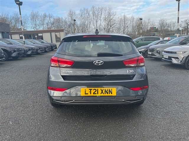 Hyundai i30 1.0 T-GDi MHEV SE Connect Hatchback 5dr Petrol Hybrid Manual Euro 6 (s/s) (120 p