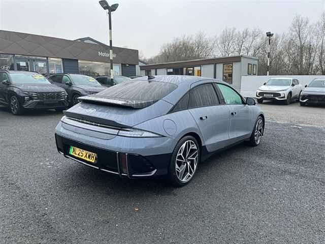 Hyundai IONIQ 6 77.4kWh Ultimate Saloon 4dr Electric Auto (228 ps) Blue