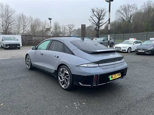Hyundai IONIQ 6 77.4kWh Ultimate Saloon 4dr Electric Auto (228 ps) Blue