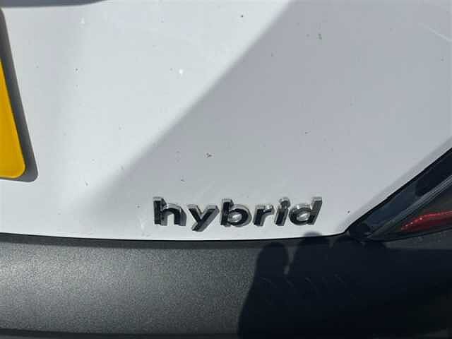 Hyundai KONA 1.6 h-GDi SE Connect SUV 5dr Petrol Hybrid DCT Euro 6 (s/s) (141 ps) White