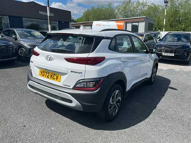 Hyundai KONA 1.6 h-GDi SE Connect SUV 5dr Petrol Hybrid DCT Euro 6 (s/s) (141 ps) White