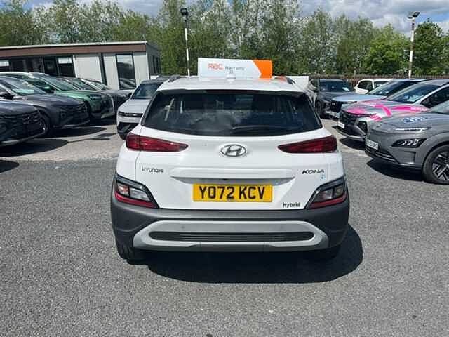 Hyundai KONA 1.6 h-GDi SE Connect SUV 5dr Petrol Hybrid DCT Euro 6 (s/s) (141 ps) White