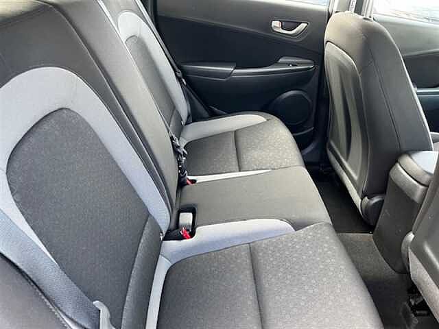 Hyundai KONA 1.0 T-GDi Blue Drive SE SUV 5dr Petrol Manual Euro 6 (s/s) (120 ps)