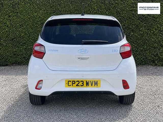 Hyundai I10 1.0 Premium Hatchback 5dr Petrol Manual Euro 6 (s/s) (67 ps) White