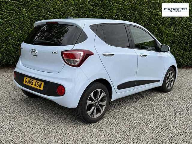 Hyundai I10 1.2 Premium SE Hatchback 5dr Petrol Auto Euro 6 (87 ps) Grey