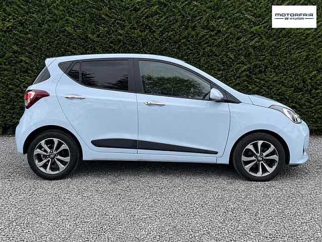 Hyundai I10 1.2 Premium SE Hatchback 5dr Petrol Auto Euro 6 (87 ps) Grey
