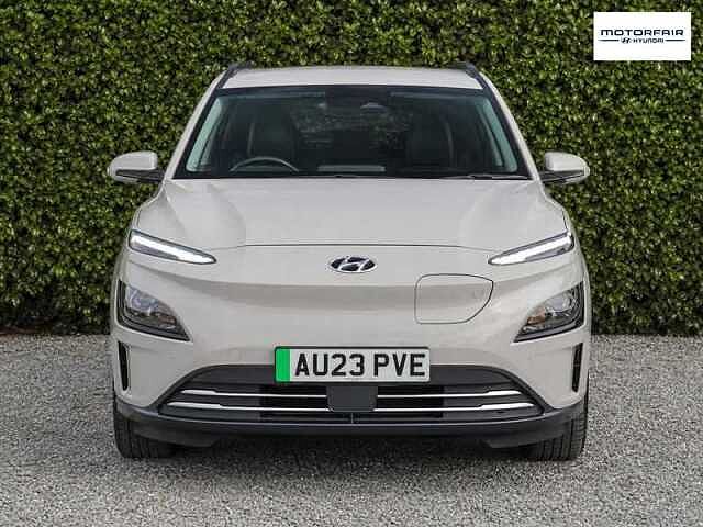 Hyundai KONA 39kWh SE Connect SUV 5dr Electric Auto (10.5kW Charger) (136 ps) Grey