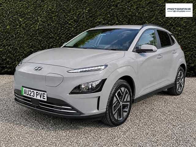 Hyundai KONA 39kWh SE Connect SUV 5dr Electric Auto (10.5kW Charger) (136 ps) Grey