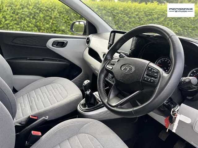 Hyundai I10 1.0 Premium Hatchback 5dr Petrol Manual Euro 6 (s/s) (67 ps) Blue