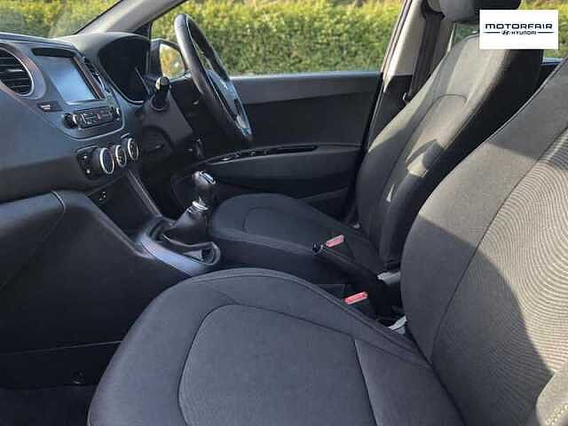 Hyundai i10 1.0 Play Hatchback 5dr Petrol Manual Euro 6 (67 ps)