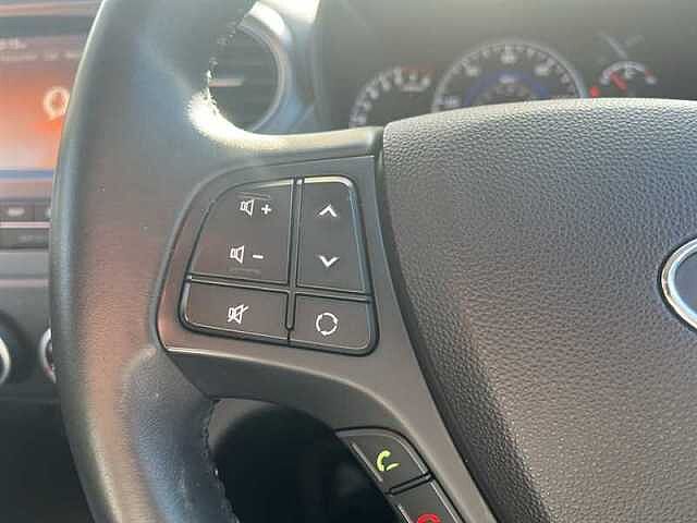 Hyundai i10 1.0 Play Hatchback 5dr Petrol Manual Euro 6 (67 ps)