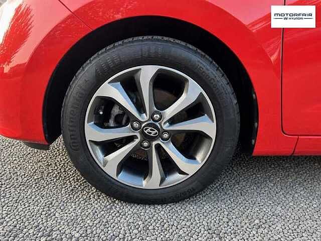 Hyundai i10 1.0 Play Hatchback 5dr Petrol Manual Euro 6 (67 ps)