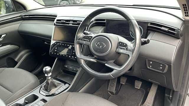 Hyundai TUCSON 1.6 T-GDi Premium SUV 5dr Petrol Manual Euro 6 (s/s) (150 ps) Shimmering Slvr