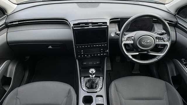 Hyundai TUCSON 1.6 T-GDi Premium SUV 5dr Petrol Manual Euro 6 (s/s) (150 ps) Shimmering Slvr