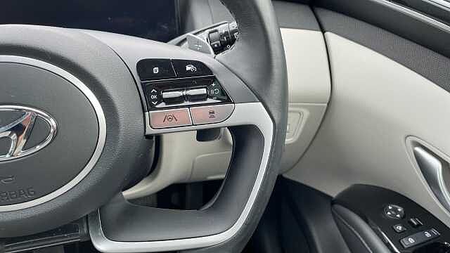 Hyundai TUCSON 1.6 h T-GDi Ultimate SUV 5dr Petrol Hybrid Auto Euro 6 (s/s) (230 ps) White