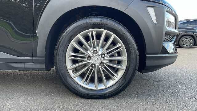 Hyundai KONA 1.0 T-GDi SE SUV 5dr Petrol Manual Euro 6 (s/s) (120 ps) Black