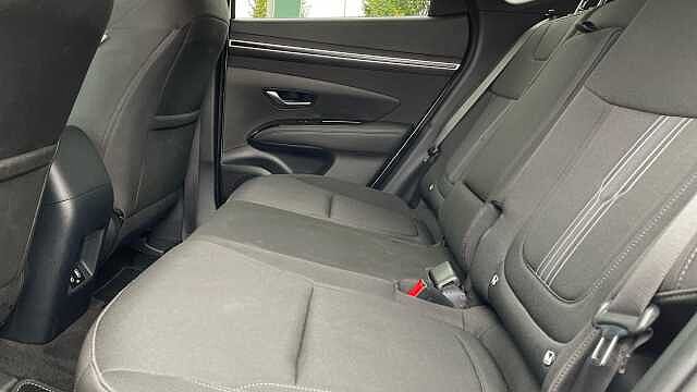 Hyundai TUCSON 1.6 h T-GDi Premium SUV 5dr Petrol Hybrid Auto Euro 6 (s/s) (230 ps) Atlas White
