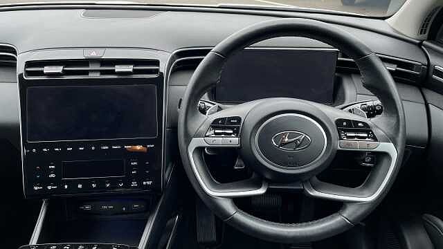 Hyundai TUCSON 1.6 h T-GDi Premium SUV 5dr Petrol Hybrid Auto Euro 6 (s/s) (230 ps) Atlas White