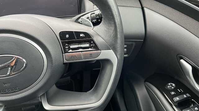 Hyundai TUCSON 1.6 h T-GDi Premium SUV 5dr Petrol Hybrid Auto Euro 6 (s/s) (230 ps) Atlas White