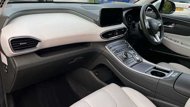Hyundai SANTA FE 1.6 h T-GDi Ultimate SUV 5dr Petrol Hybrid Auto 4WD Euro 6 (s/s) (230 ps) Silver