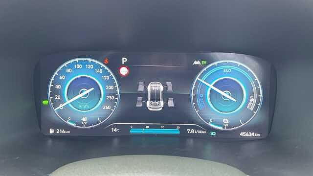 Hyundai SANTA FE 1.6 h T-GDi Ultimate SUV 5dr Petrol Hybrid Auto 4WD Euro 6 (s/s) (230 ps) Silver