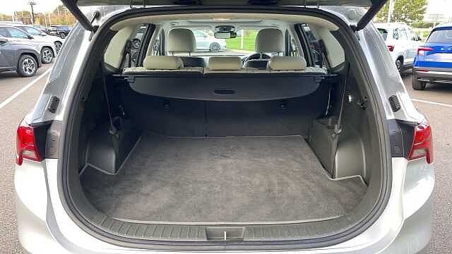 Hyundai SANTA FE 1.6 h T-GDi Ultimate SUV 5dr Petrol Hybrid Auto 4WD Euro 6 (s/s) (230 ps) Silver