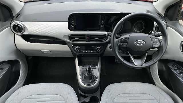 Hyundai I10 1.0 Premium Hatchback 5dr Petrol Auto Euro 6 (s/s) (67 ps) Dragon Red