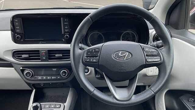 Hyundai I10 1.0 Premium Hatchback 5dr Petrol Auto Euro 6 (s/s) (67 ps) Dragon Red